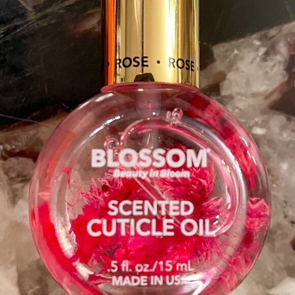 Bundled Gel Nail Care Kit - Picture 5 of 6